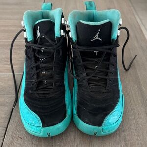 Jordan Kids Black and Teal High-Top Sneakers